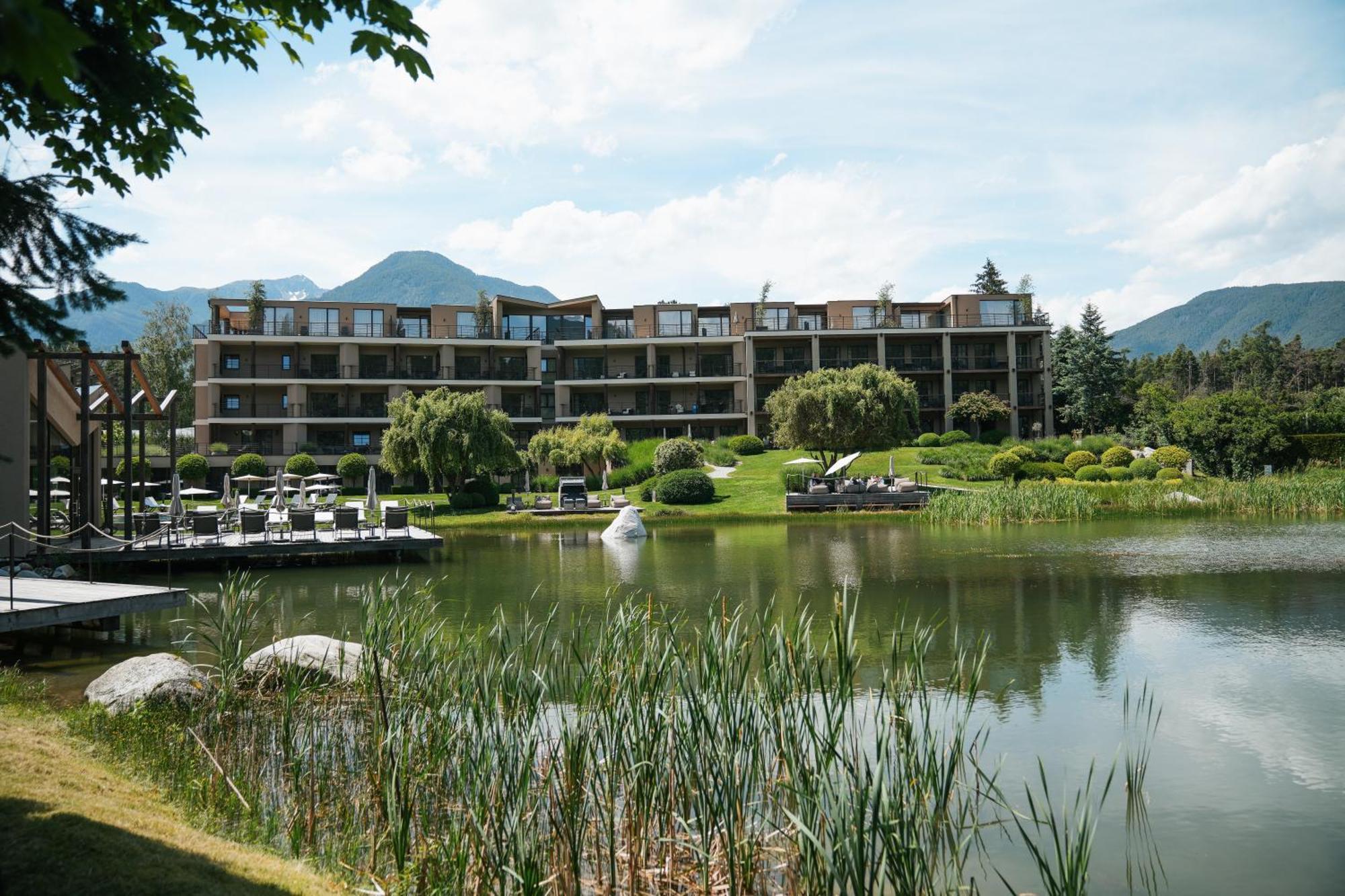 Hotel Seehof Nature Retreat Natz-Schabs Buitenkant foto