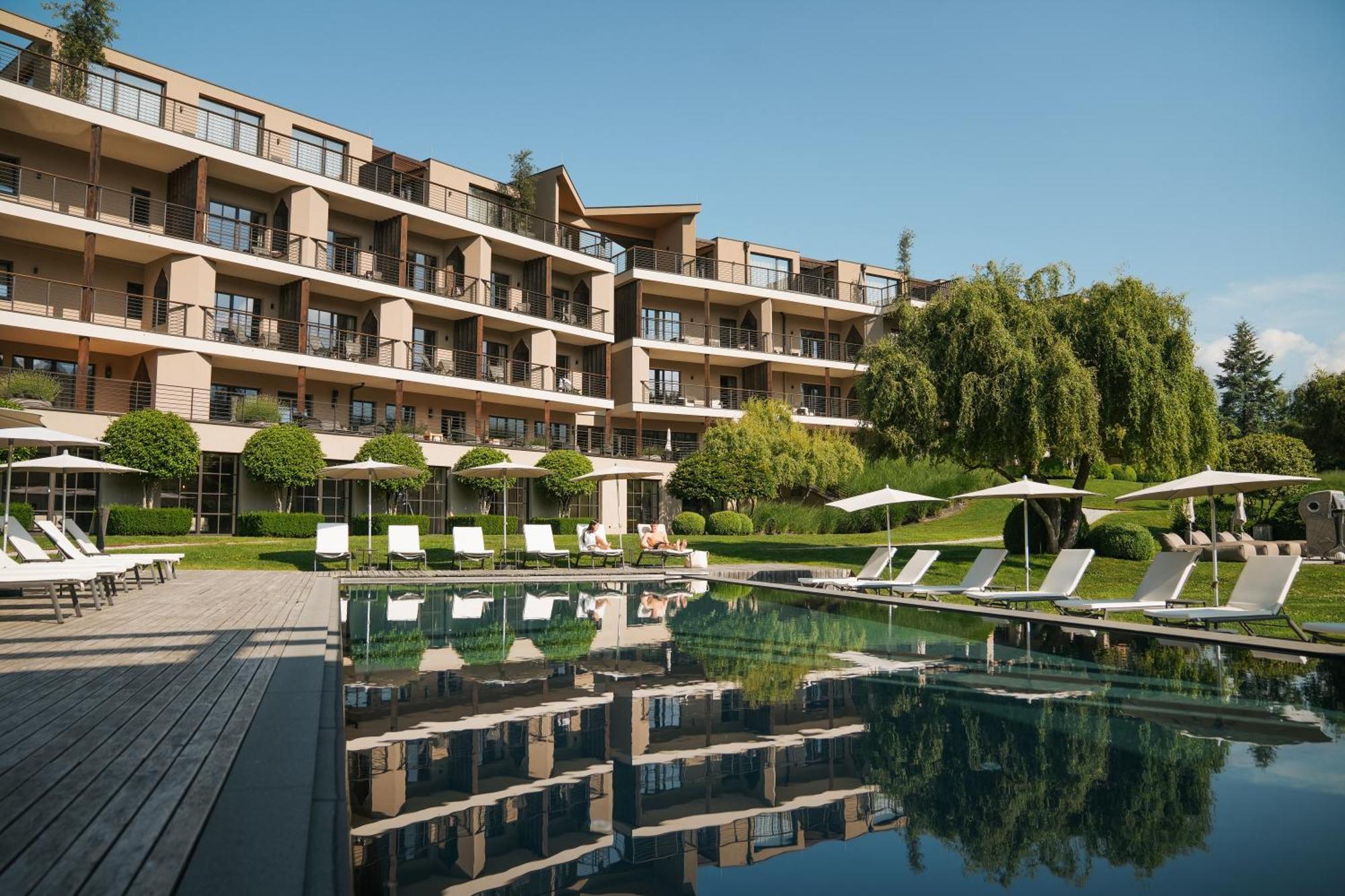 Hotel Seehof Nature Retreat Natz-Schabs Buitenkant foto